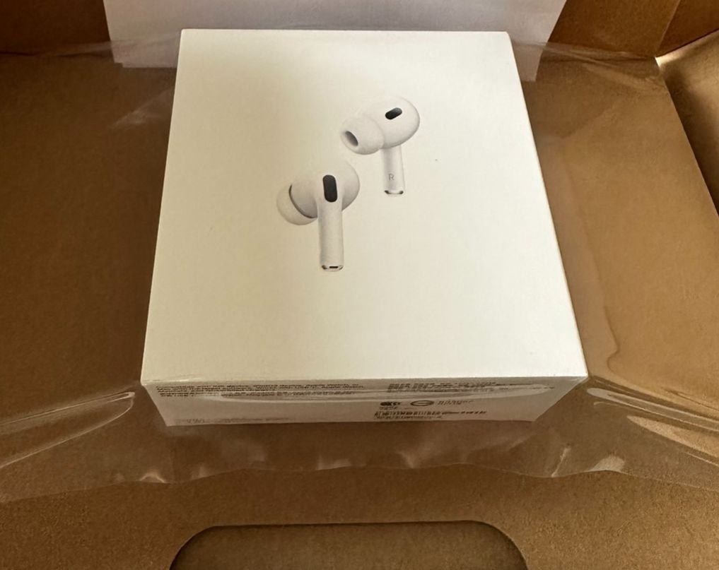 AirPods Pro 2 USB-C MagSafe充電盒