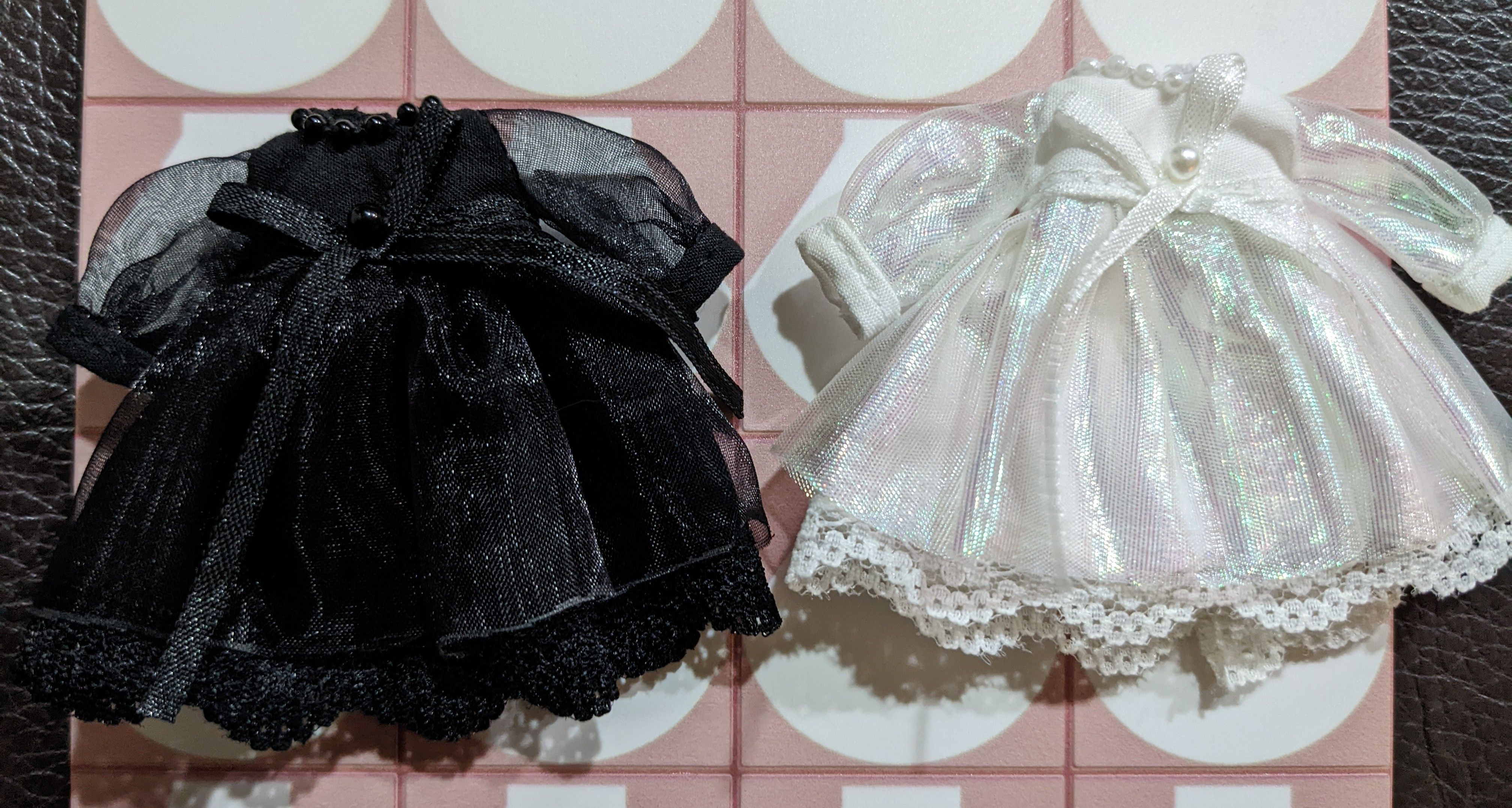迷你蛋黑白小禮服