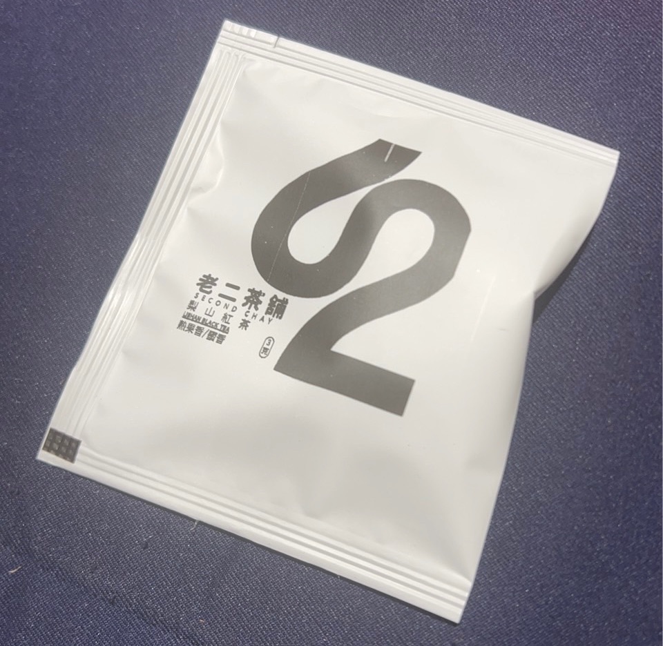 梨山紅茶單包裝3克三角茶包，外包裝NG款