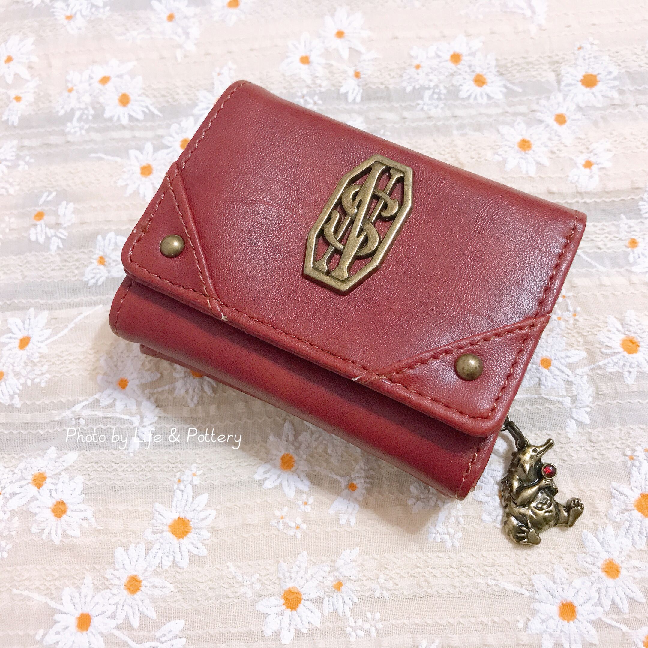 Fantastic Beasts × Flapper 紐特三折皮革短夾 怪獸與牠們的產地聯名