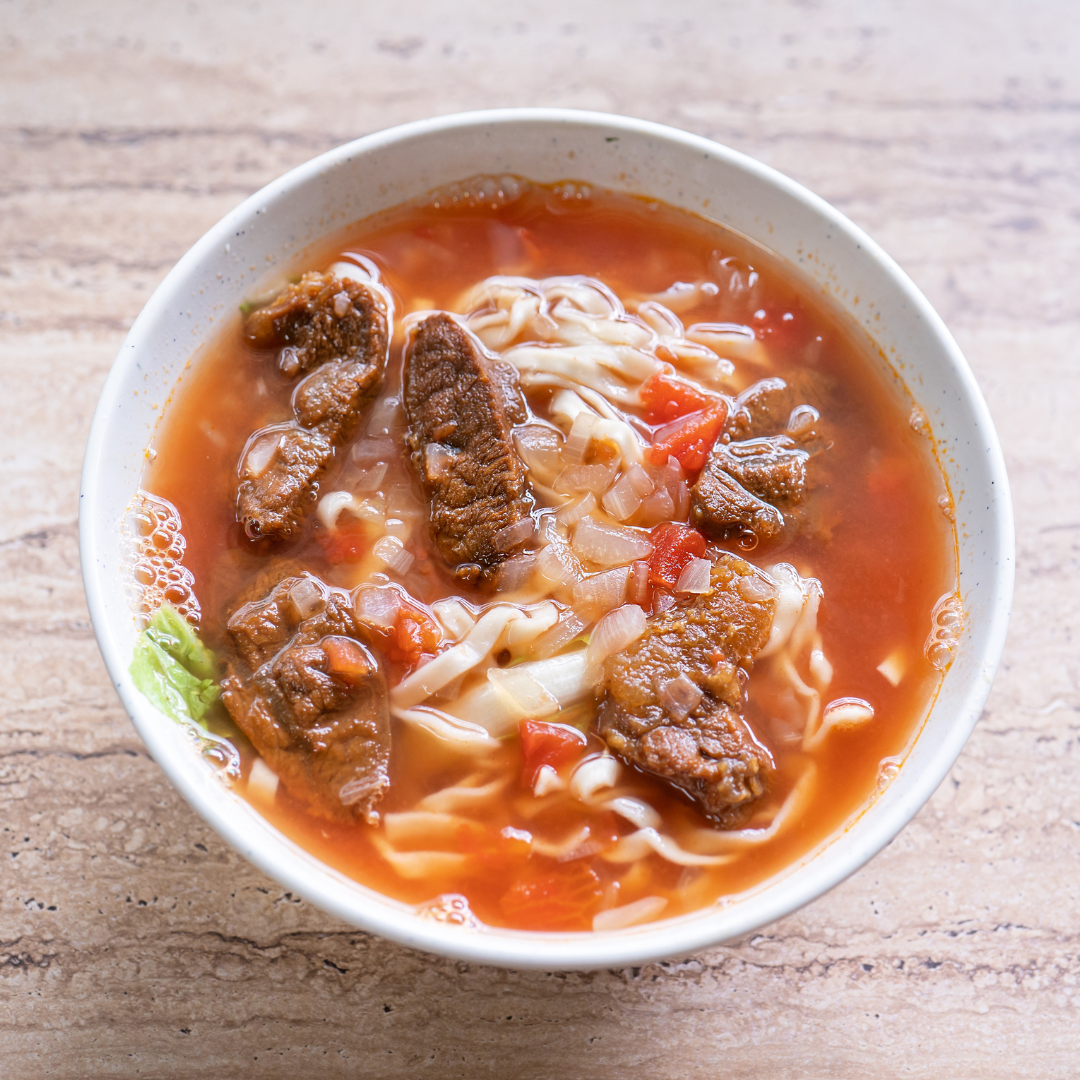 鐵牛補血茄汁牛肉麵 