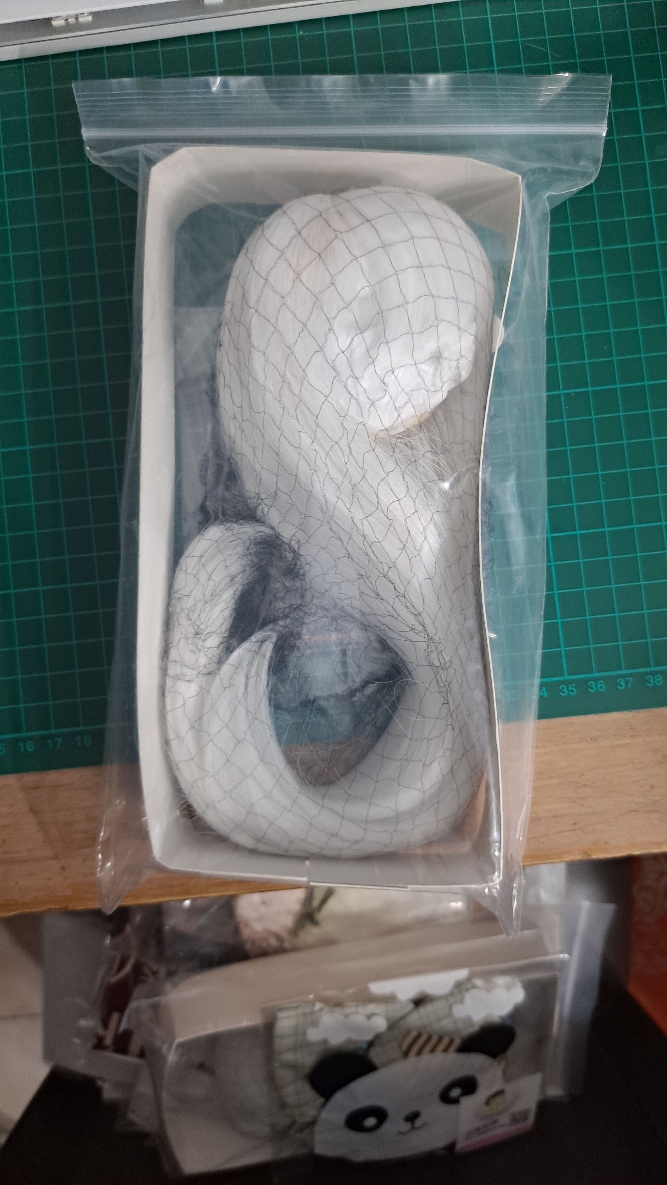 三分白色髮胚