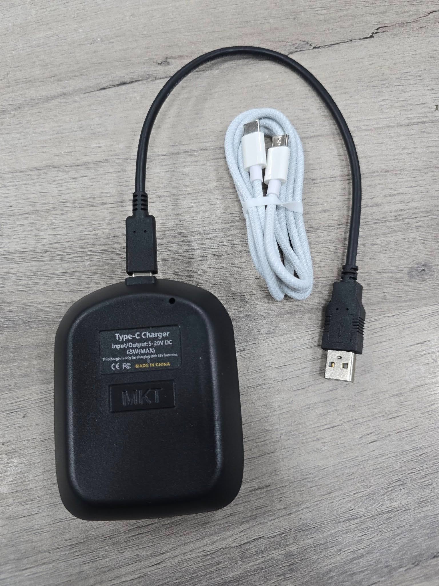 MKT-charger 雙用行動電源/充電器（通用牧★18V電池）