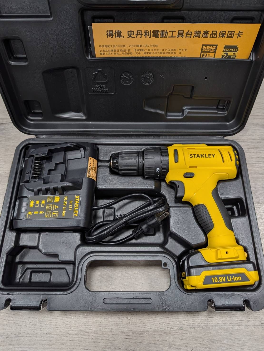 （清倉特賣）史丹利 SCH12S1K 充電式電鑽單電組附專用箱