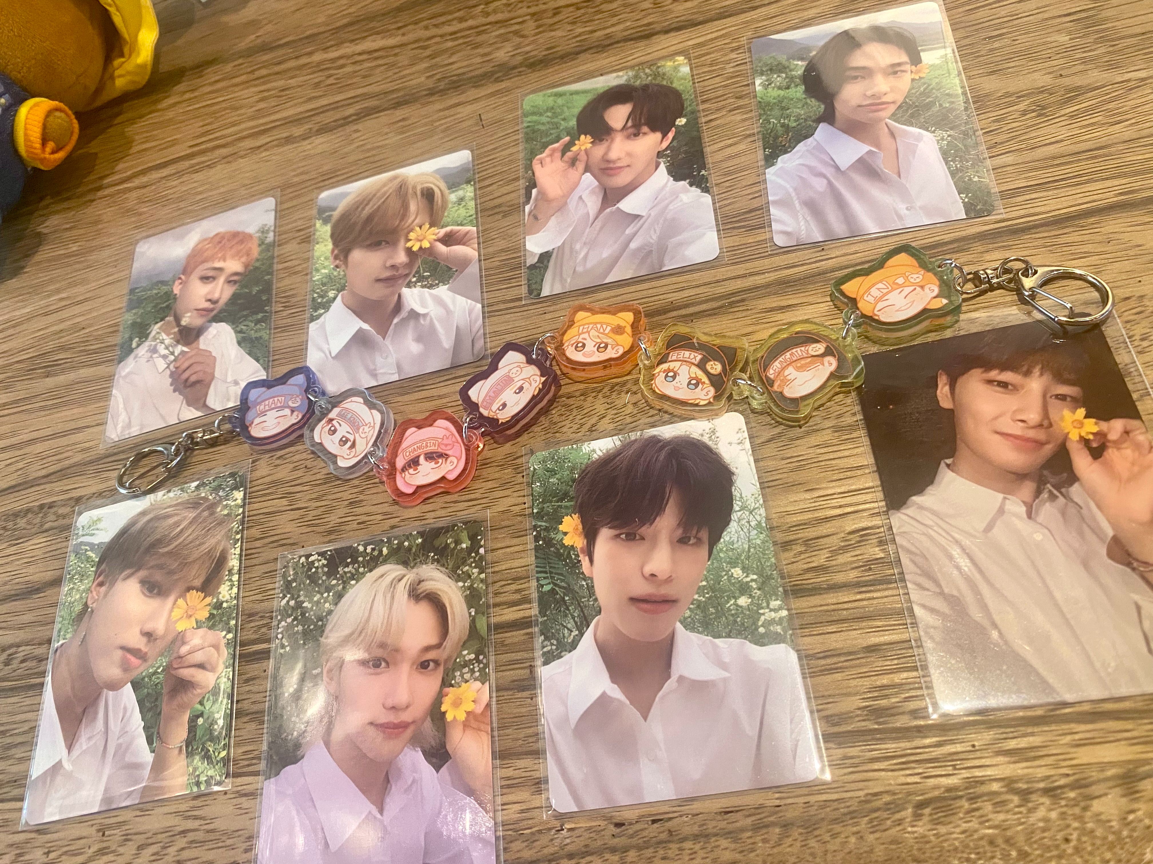 6週年周邊（晚上七點開始下單）