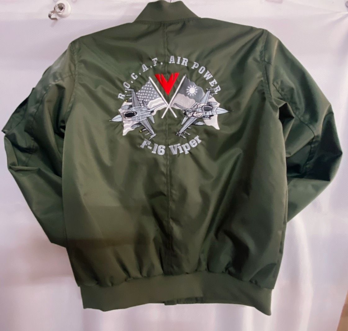 我愛空軍 台灣製 空軍F16V 飛行夾克綠 G-MA1-TH29
