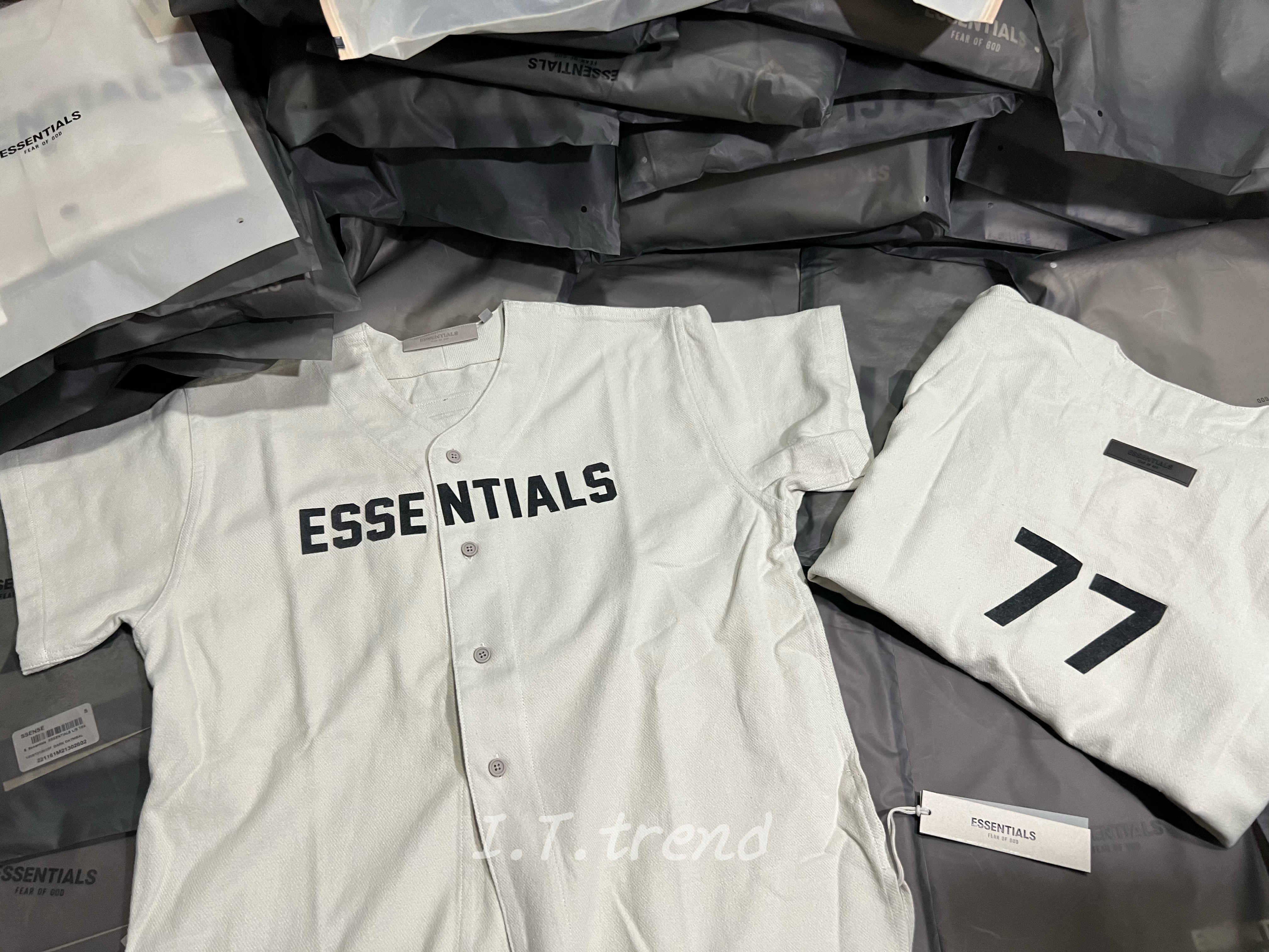 ［Essentials］Spring22 棒球襯衫