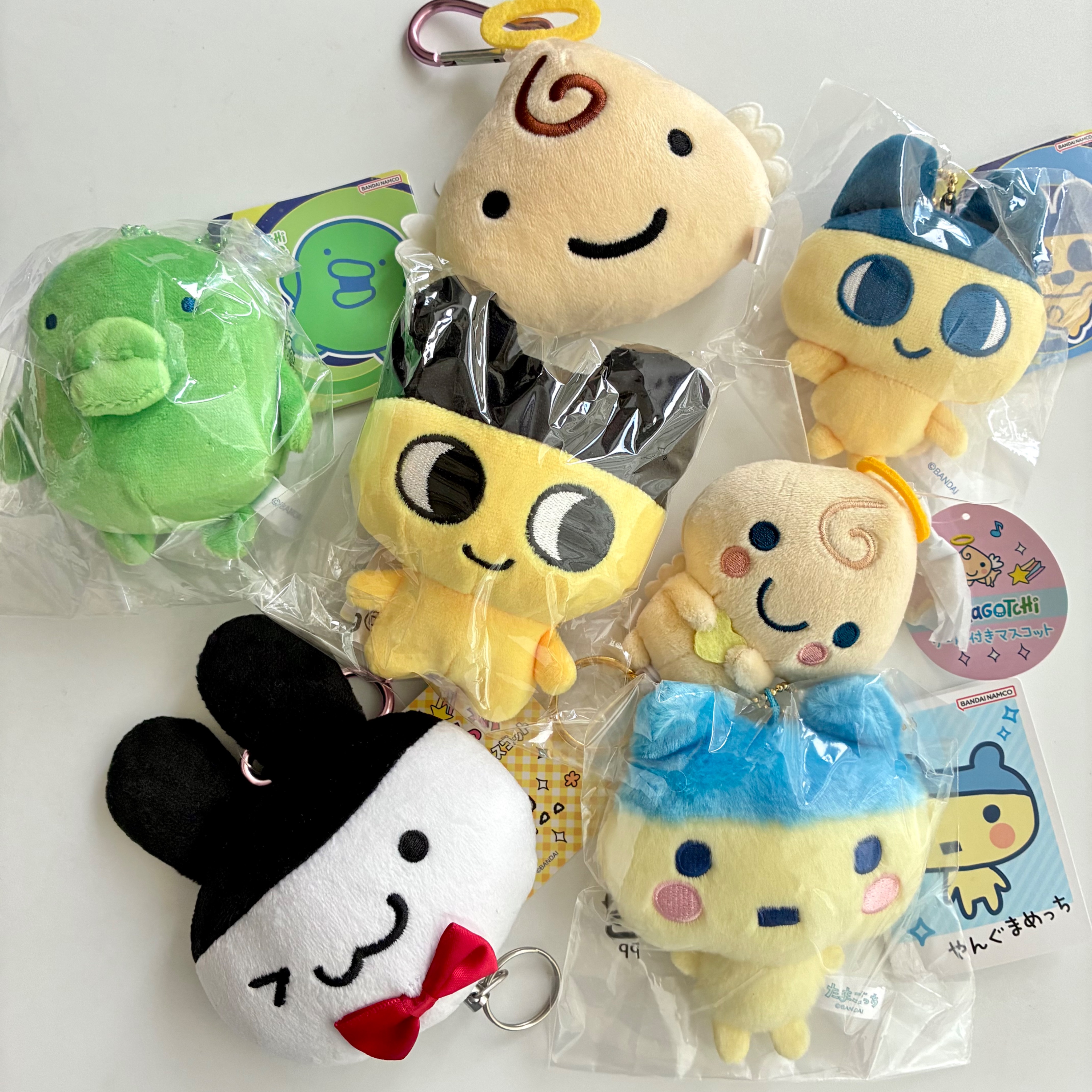 現貨 正版 塔麻可吉 tamagotchi 玩偶 珠鍊吊飾 鑰匙圈 電子雞 麻美吉 咪咪吉 老頭吉 萬代