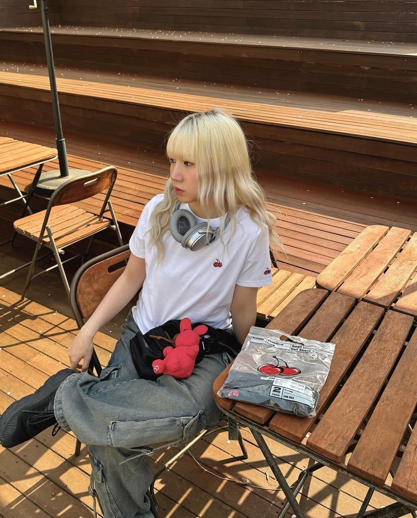 韓國🇰🇷Kirsh短袖櫻桃🍒1+1黑+白 一組兩件