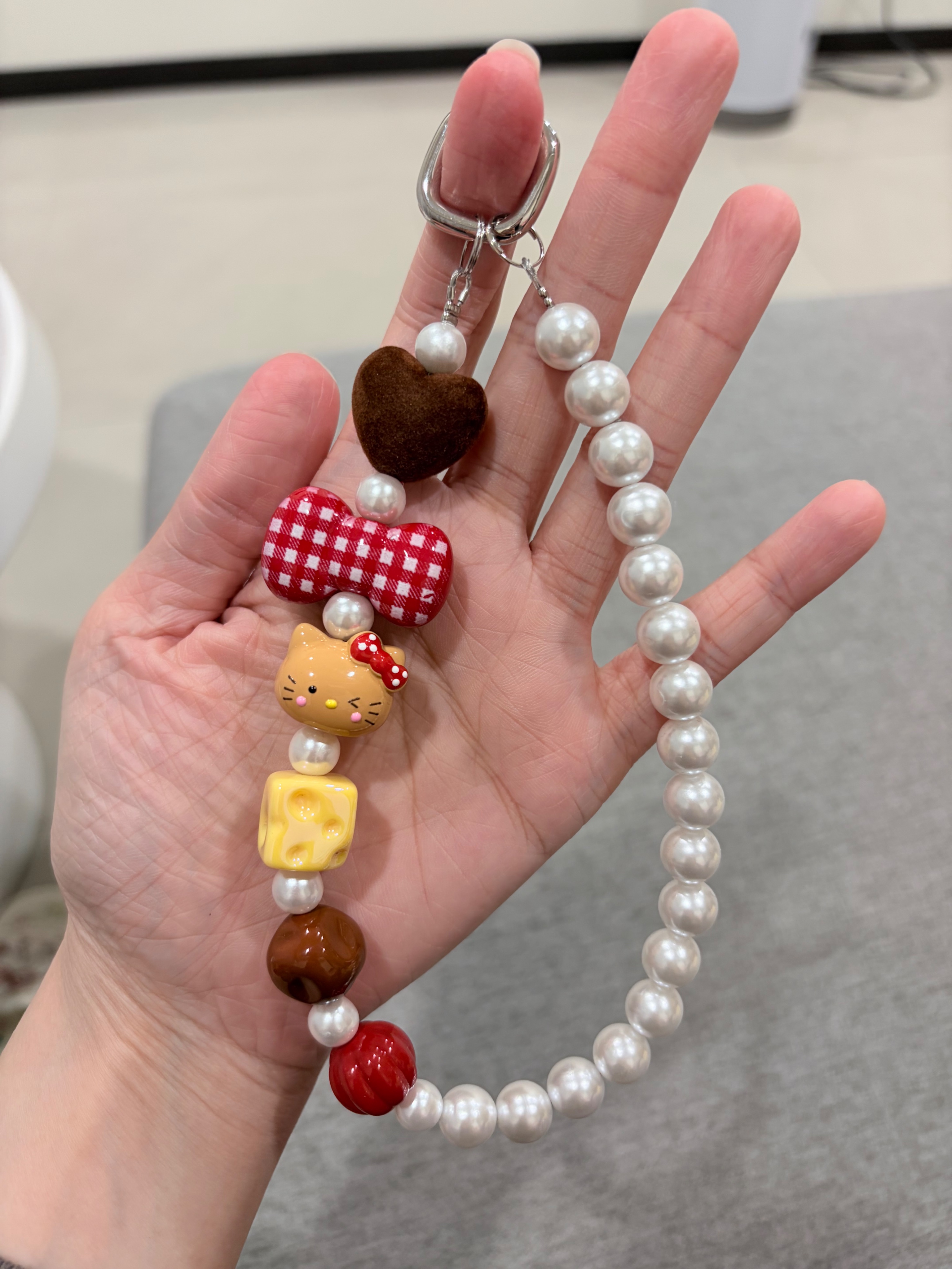 曬黑珍珠KITTY吊飾