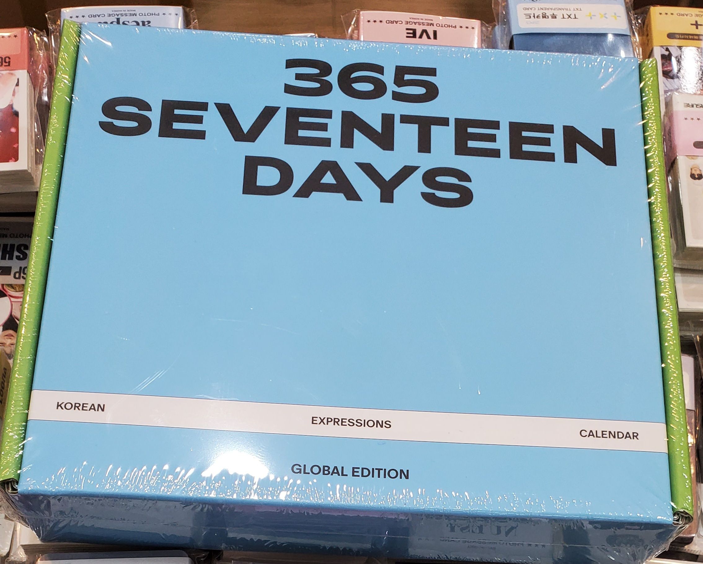 SEVENTEEN 365天日曆組