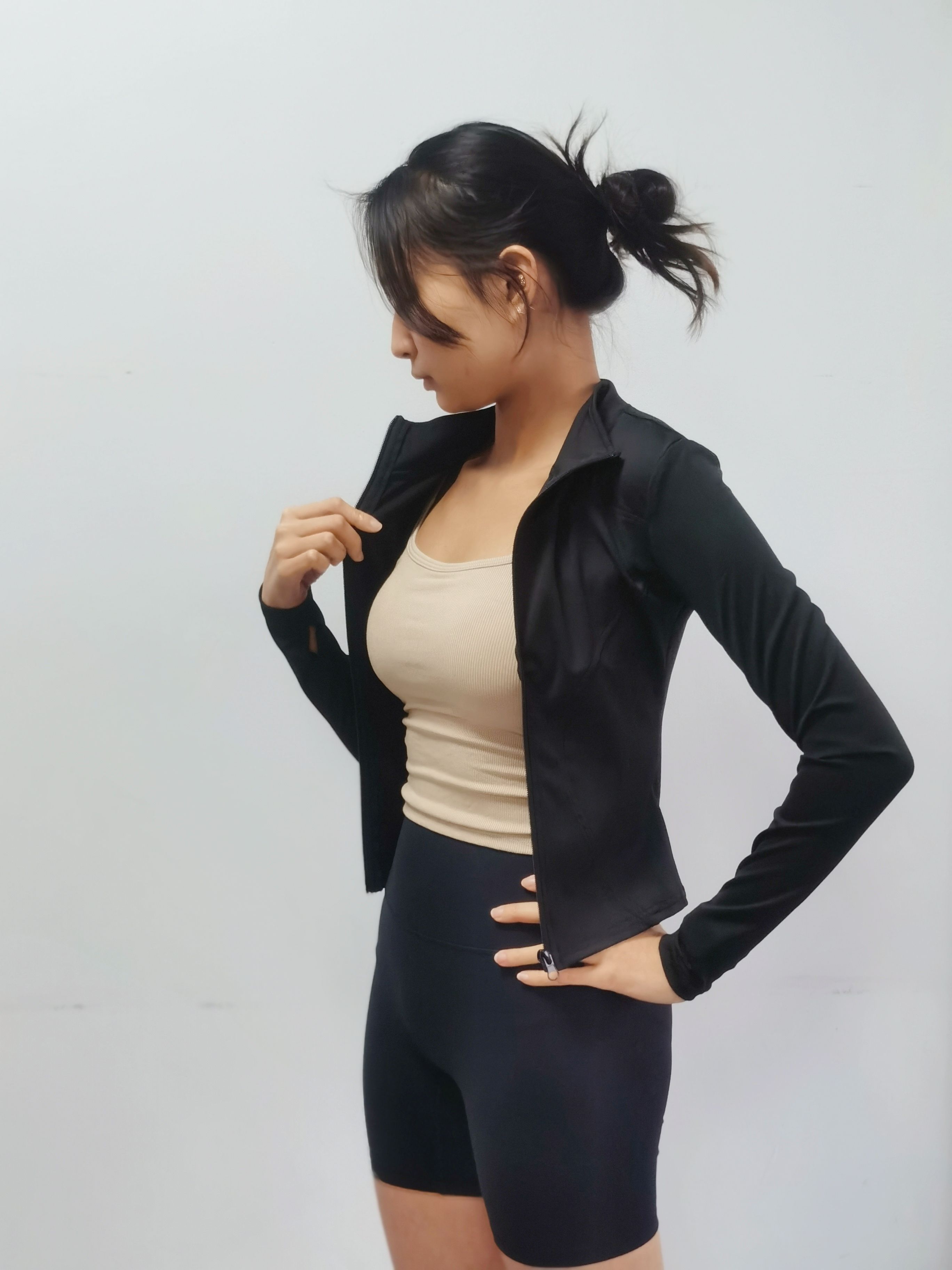 修身薄外套-三色