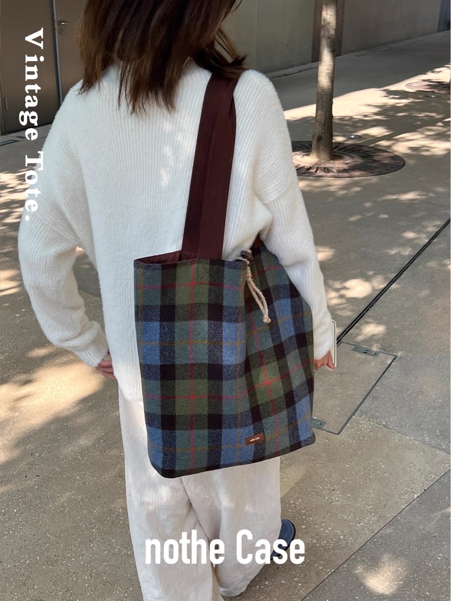 柏林書屋 羊毛單肩包