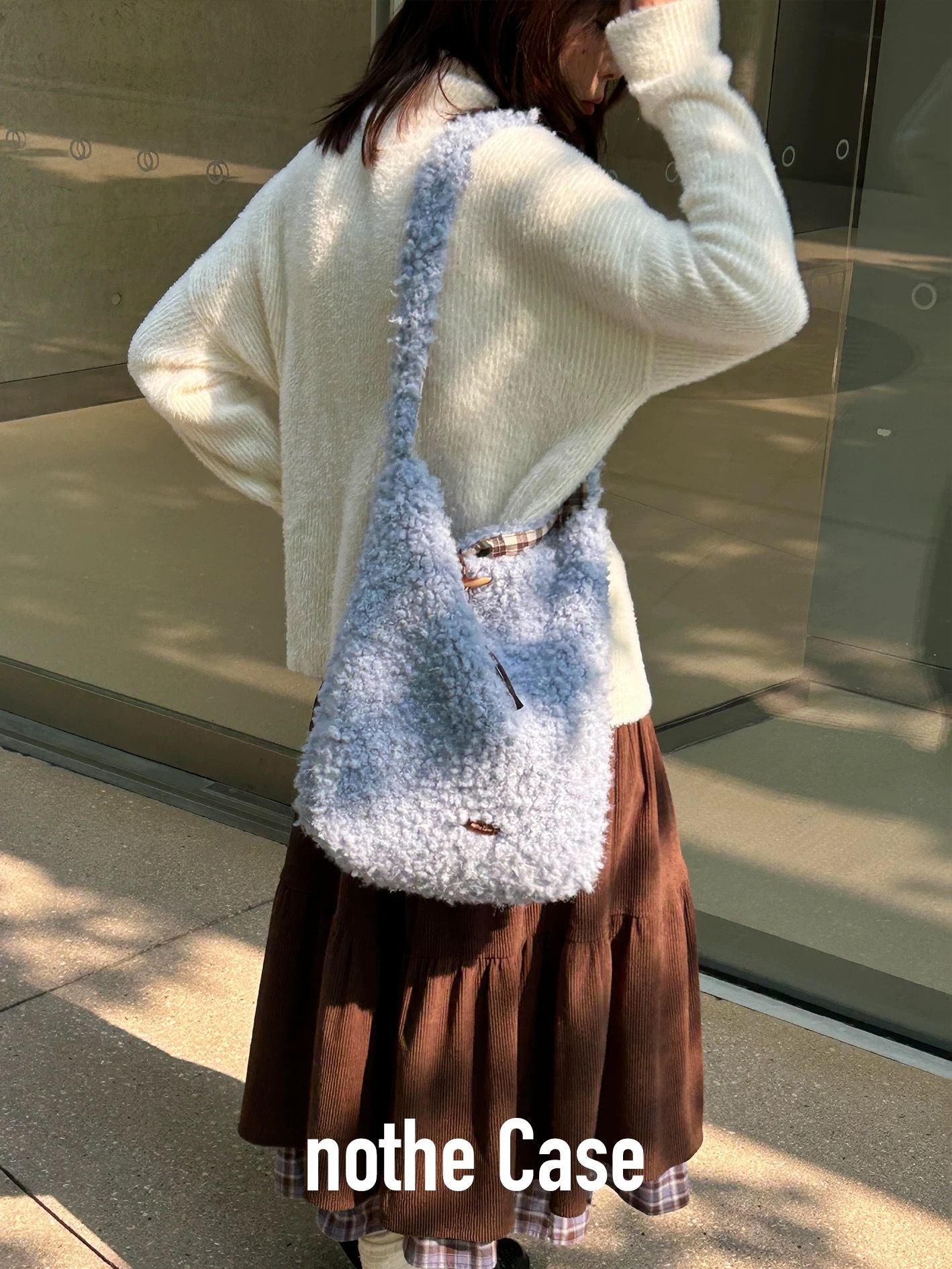 布魯集市 軟糯毛呢單肩包