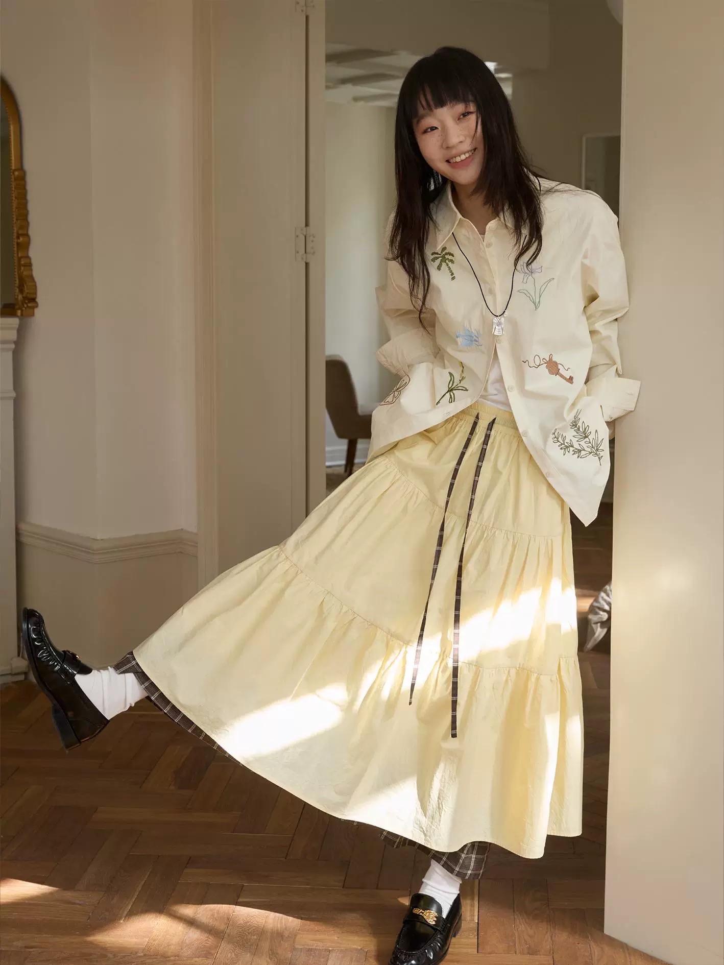 淡黃松梨 雙層褶皺蛋糕裙