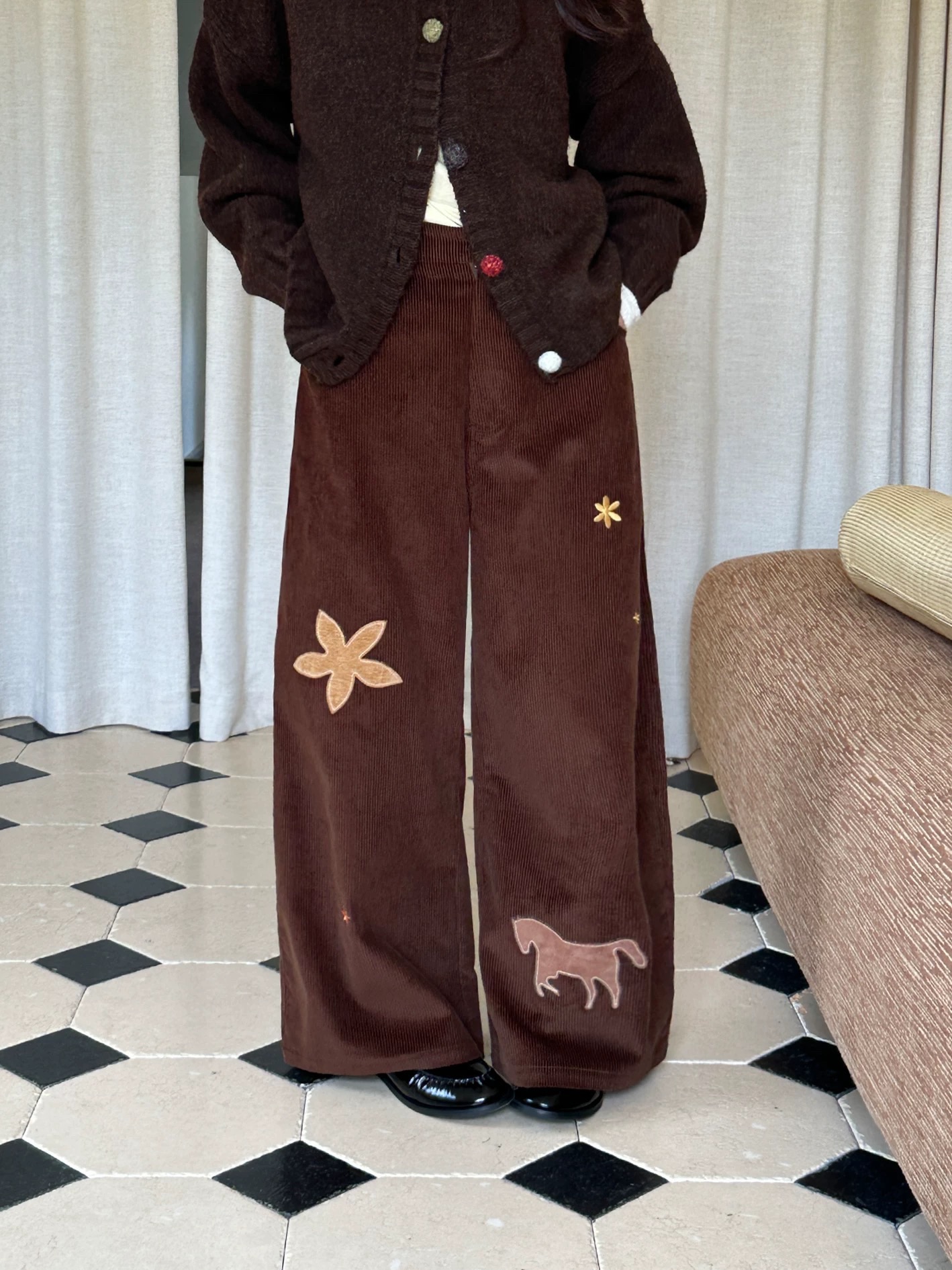 小馬農場 燈芯絨貼布刺繡闊腿褲