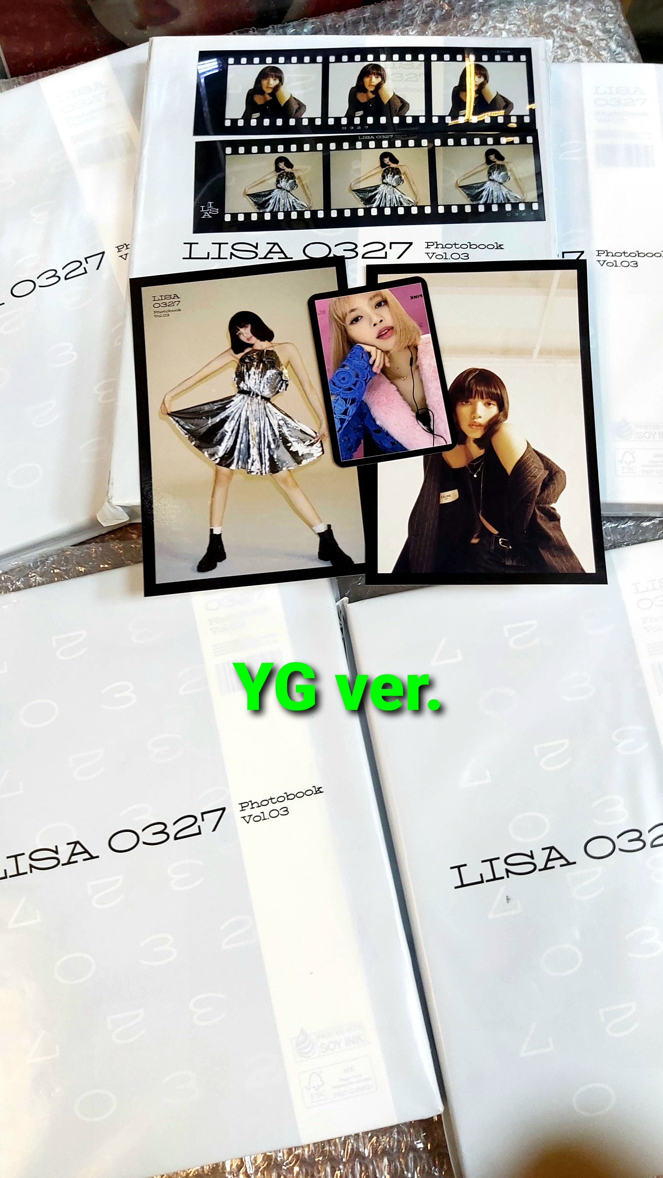 YG特典 LISA 0327寫真NO.3