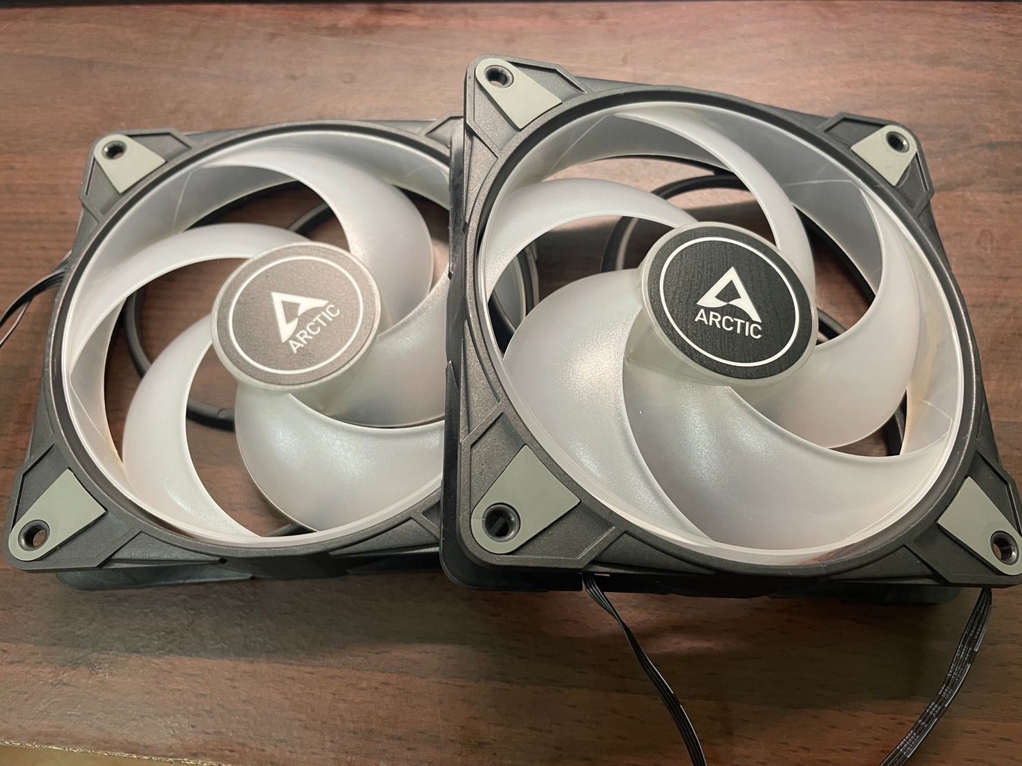 【ARCTIC】P12 PWM PST ARGB 12公分聚流控制共享風扇 電腦風扇 靜音風扇 無盒