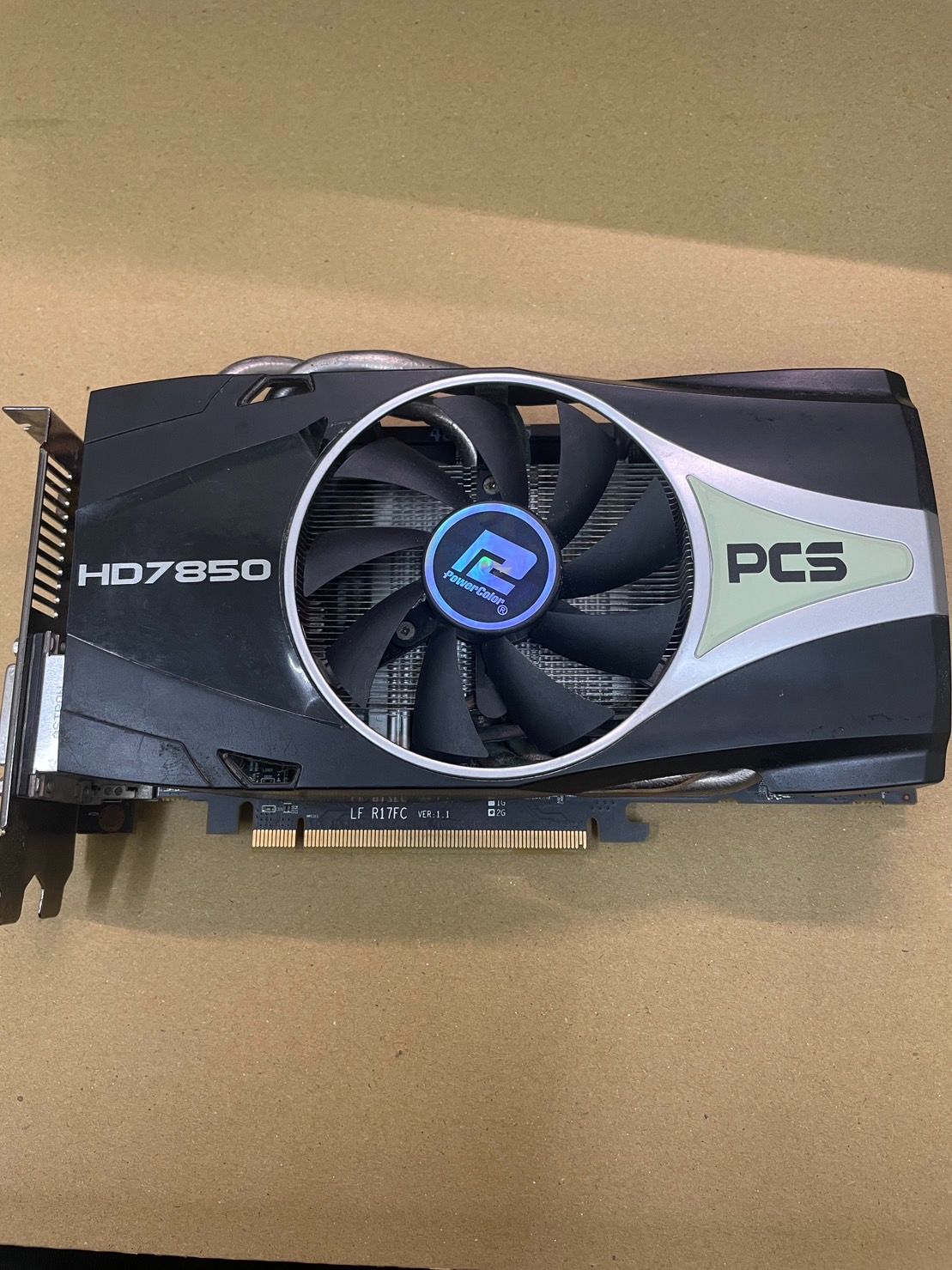 撼訊 AX7850 2G 顯示卡  RADEON HD7850 需6PIN供電