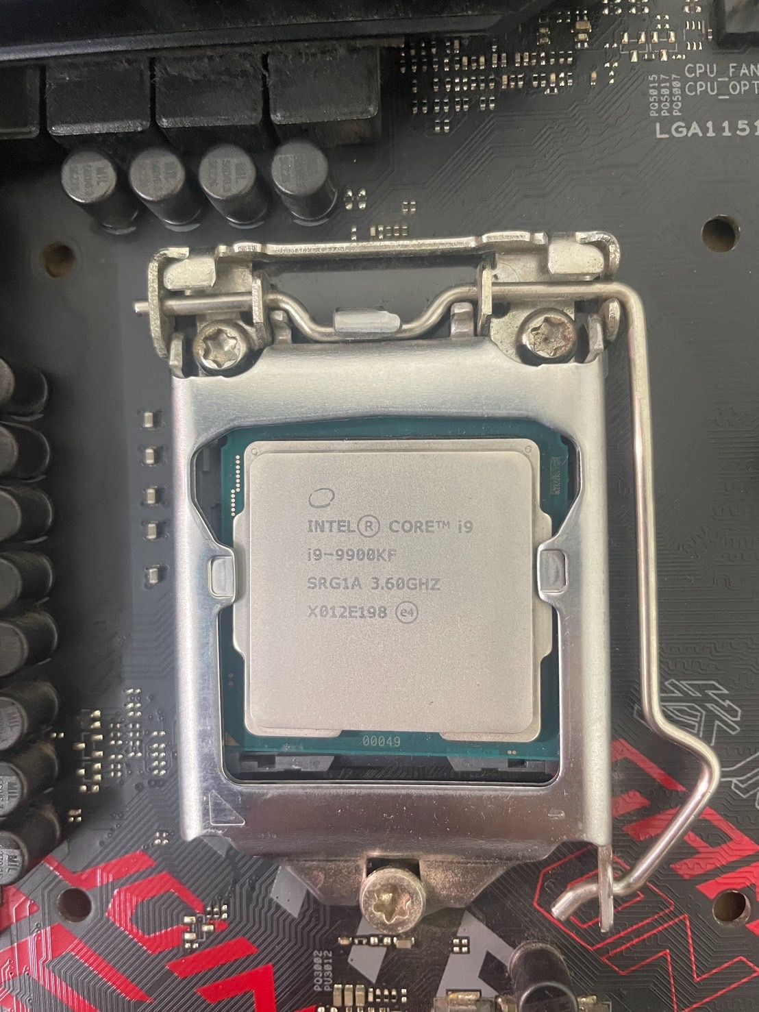 Intel® Core™ i9-9900KF CPU 處理器 無盒無保無內顯可超頻 黑蘋果最後一代