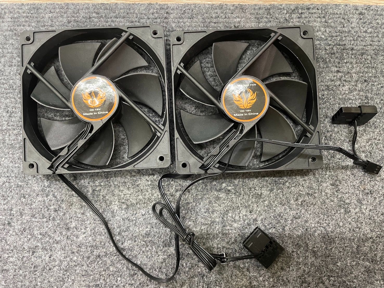 電腦機殼風扇 12公分 3PIN 無光 黑 兩個一起賣 陽春 便宜