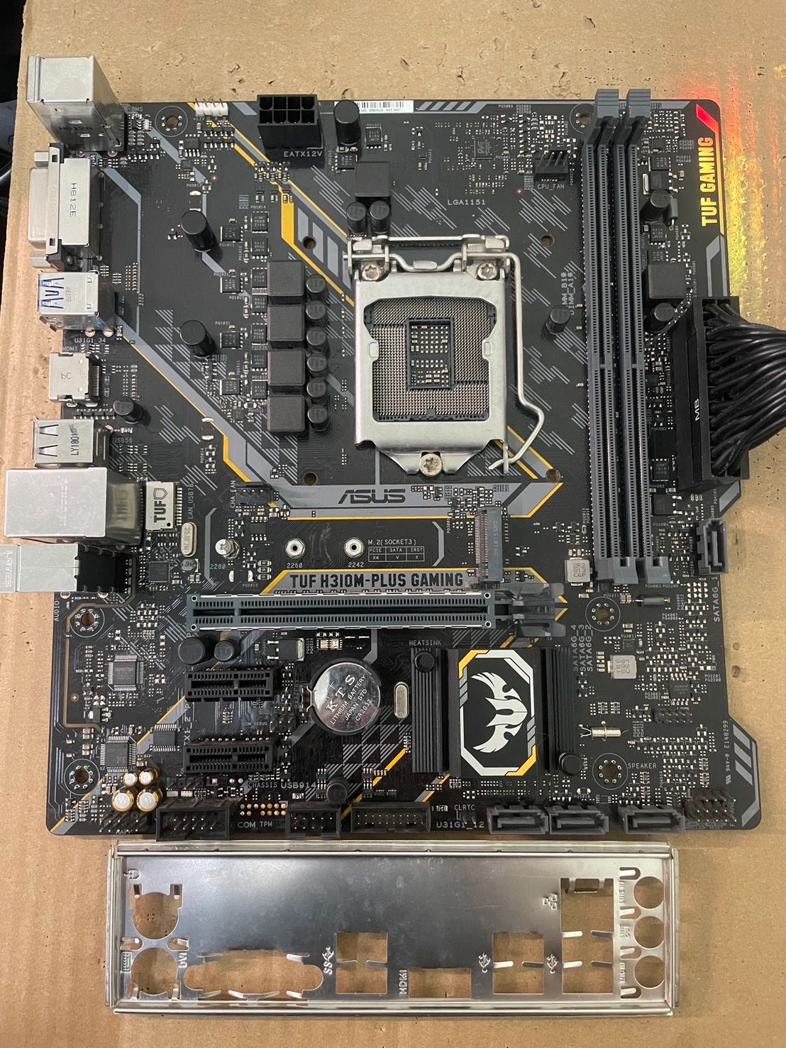 華碩 TUF H310M-PLUS GAMING 主板 8、9代 1151腳位 mATX 無盒無保有擋板