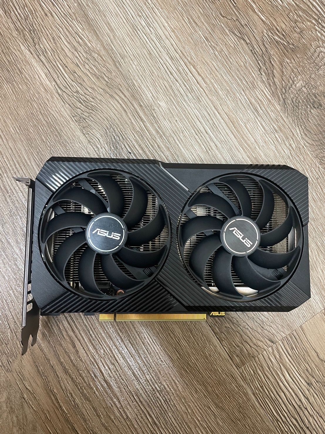 華碩 ASUS Dual RTX™ 3050 OC 8GB 顯示卡 保固至2025.2.16 無盒 近全新 非礦卡