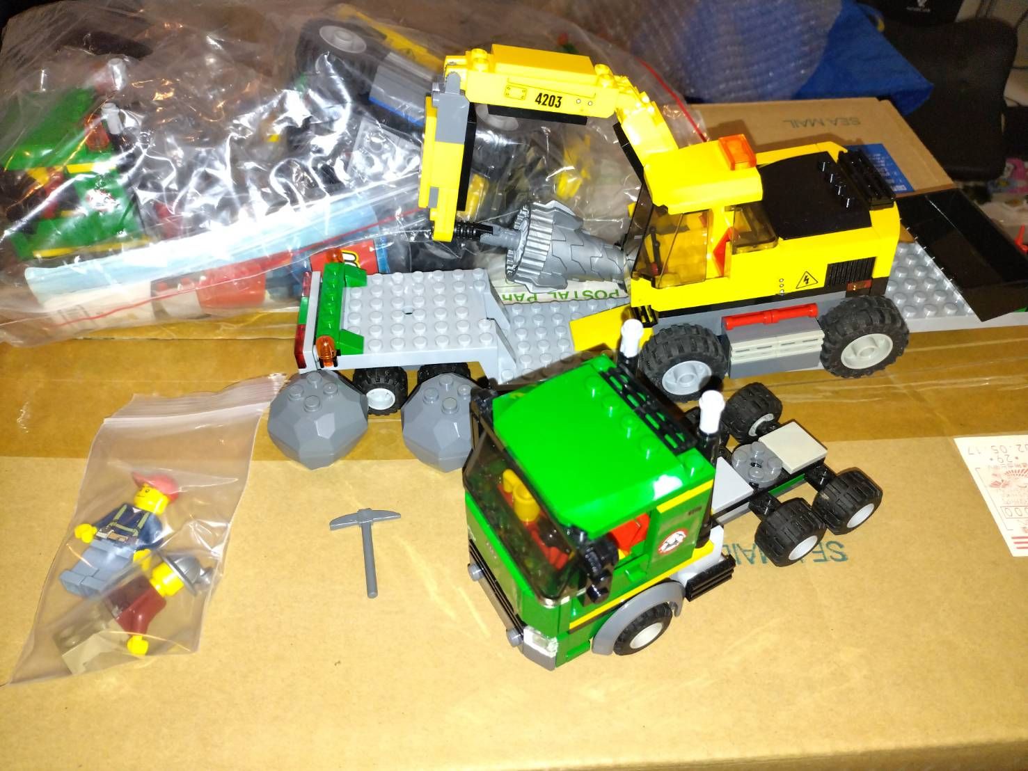 LEGO 中古 4203  有兩組，隨機出貨