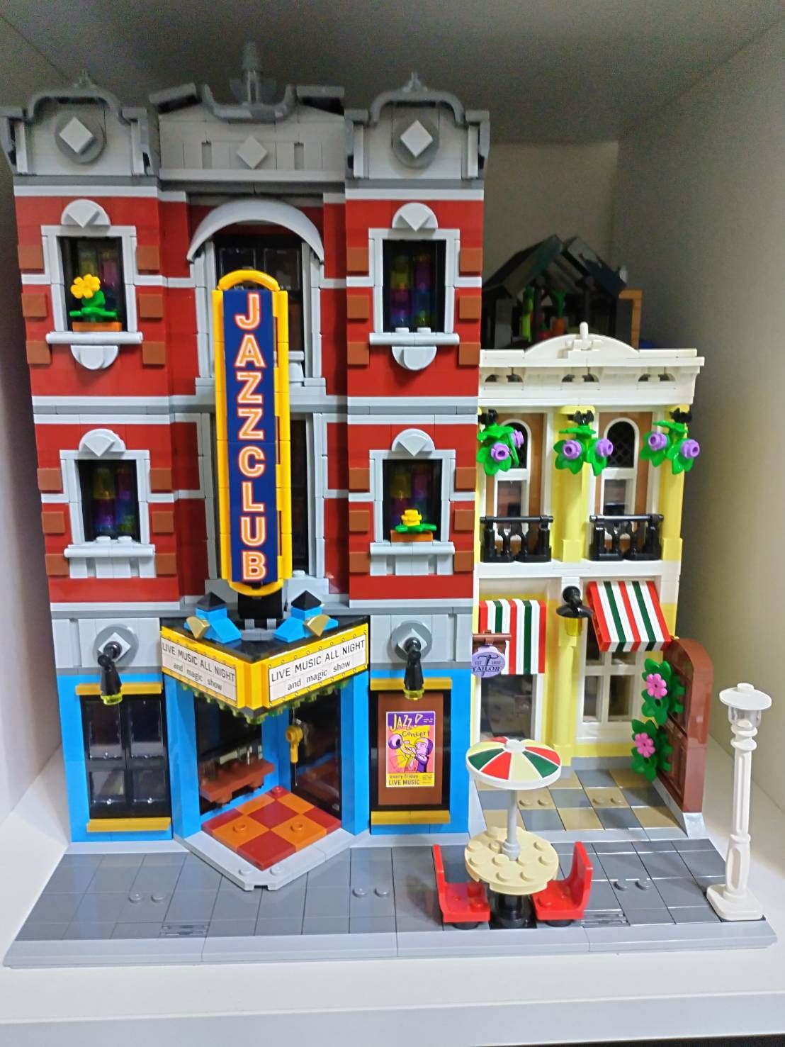 LEGO  中古 10312 現狀出售   （有書無盒）  體積重量限制，請單獨下一單