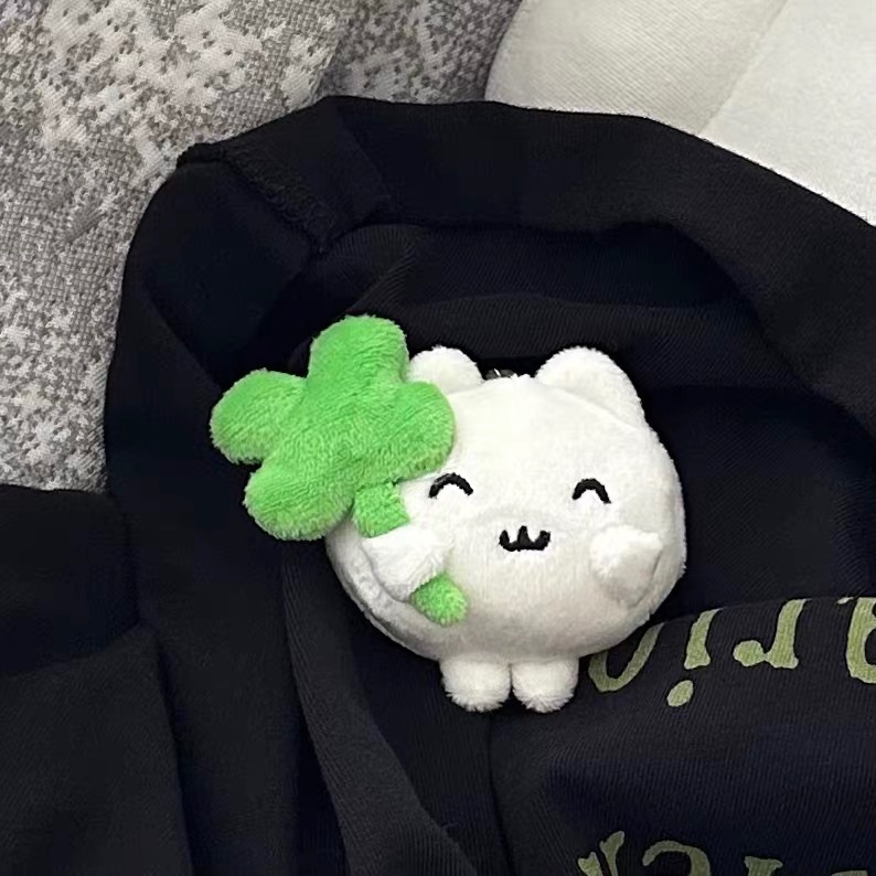 一顆幸運蛋貓毛絨小掛件
