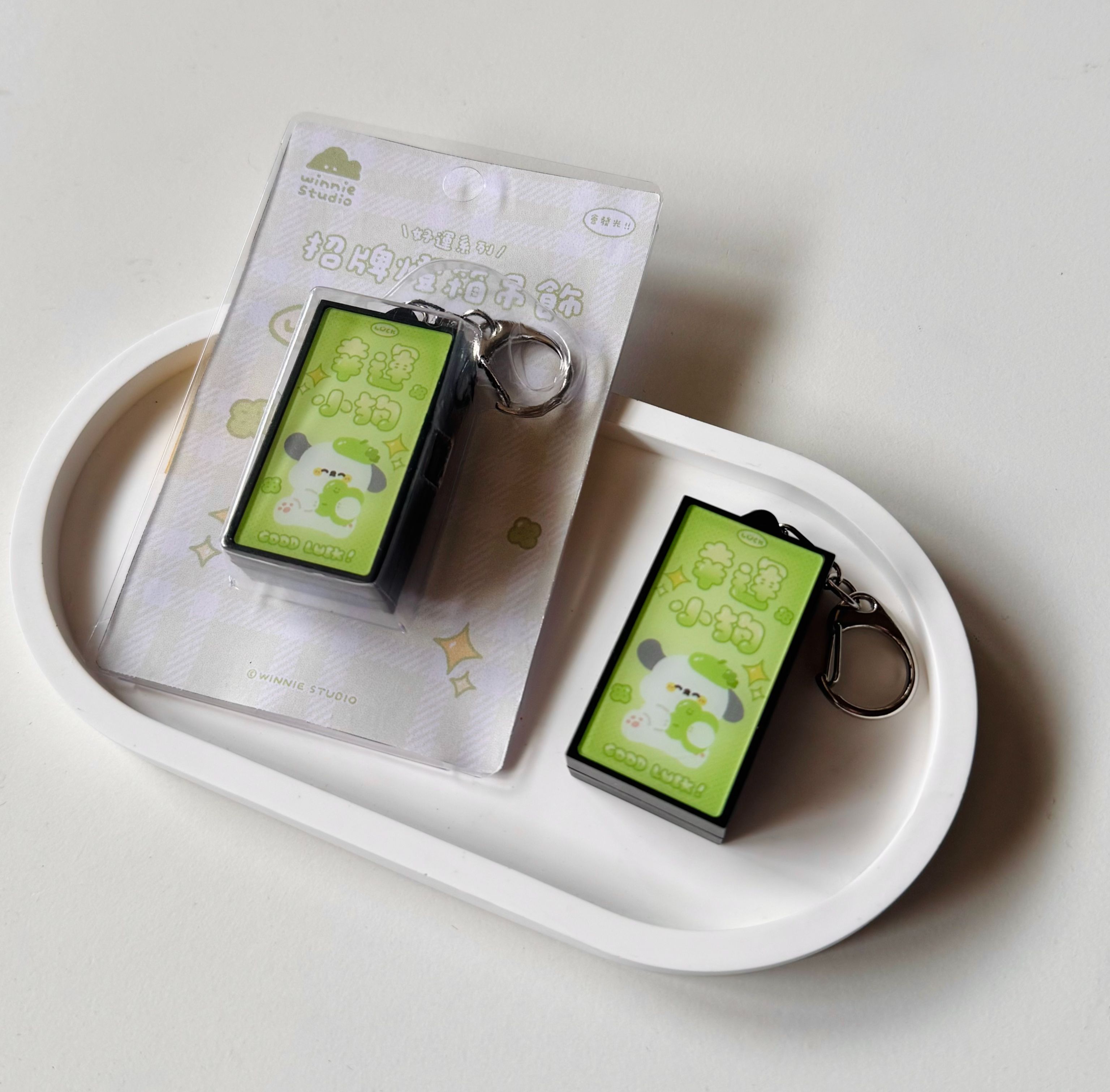 維尼有畫想說✨｜燈箱吊飾 .ᐟ（最後數量！售完不補！）
