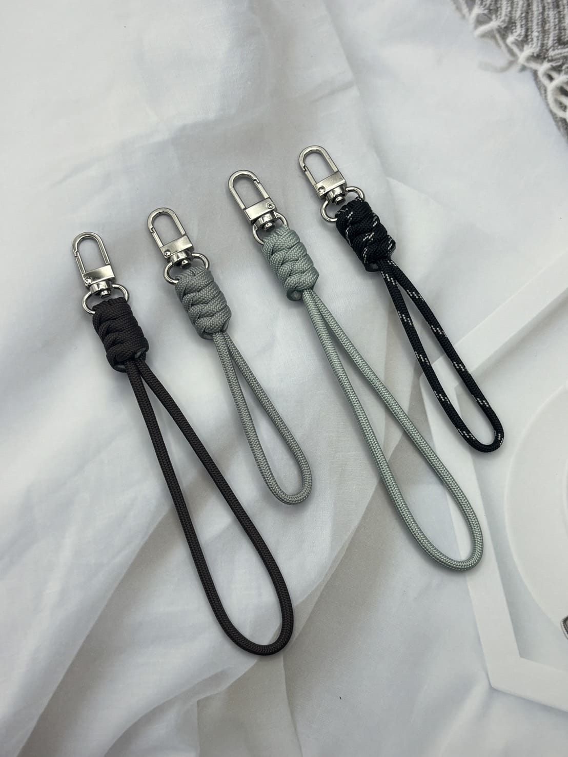 【客製化下單處】 多功能手腕繩  / 傘繩小掛飾