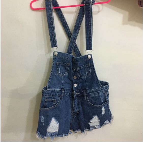 淺藍色 銀扣吊帶短褲 短褲