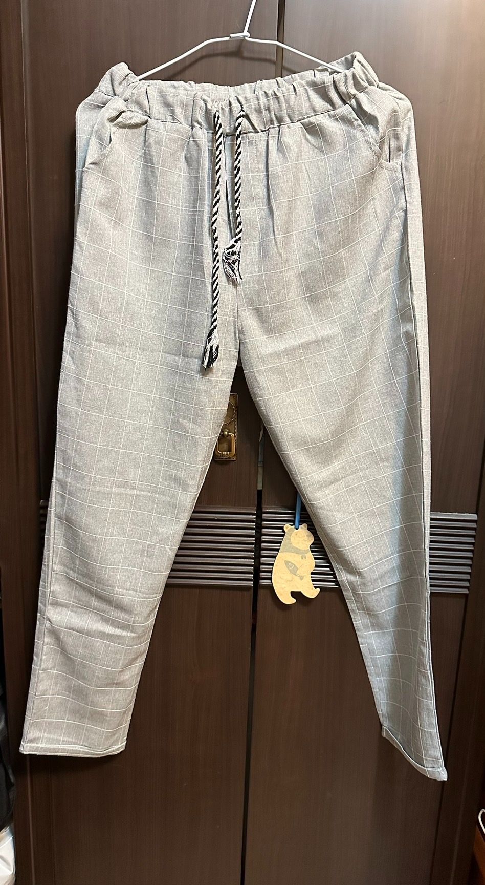 （現貨 全新）淺灰色格子褲 鬆緊