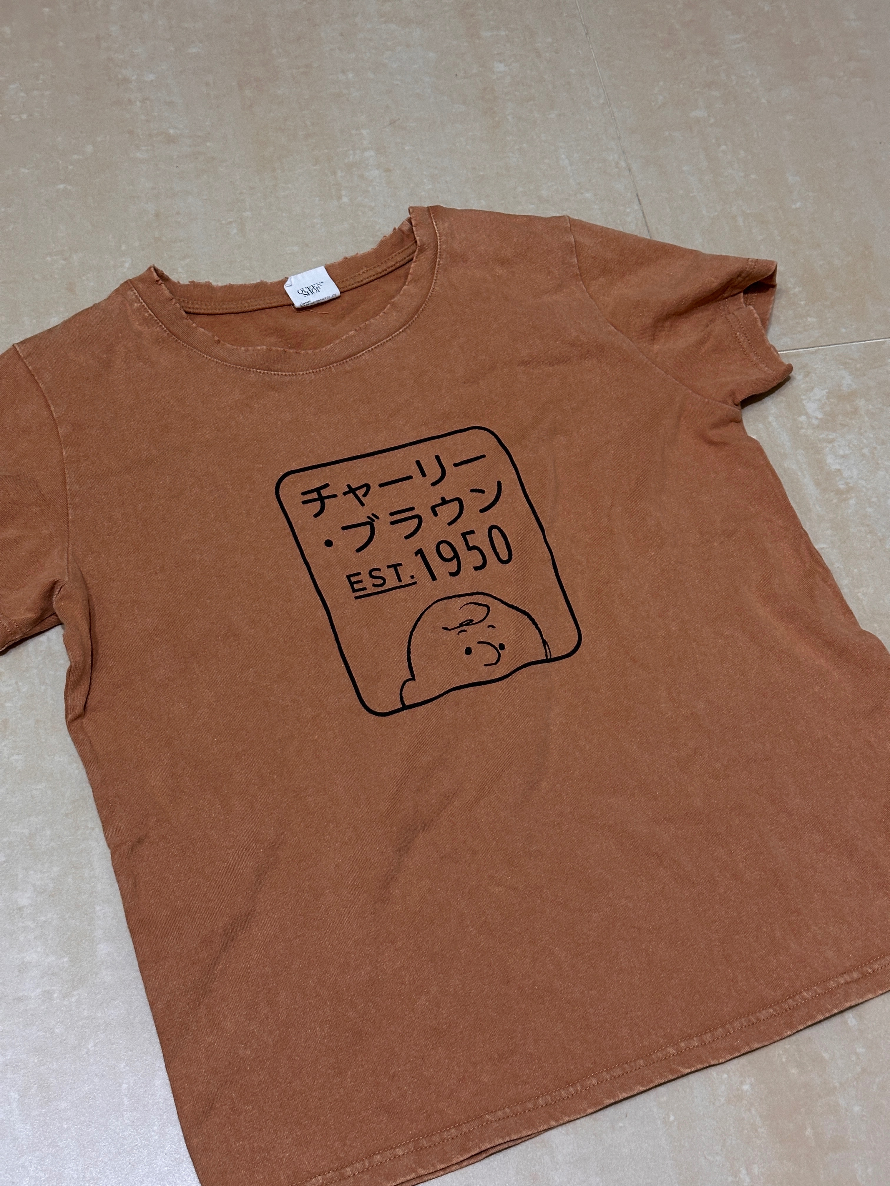 Queen shop snoopy 聯名短T