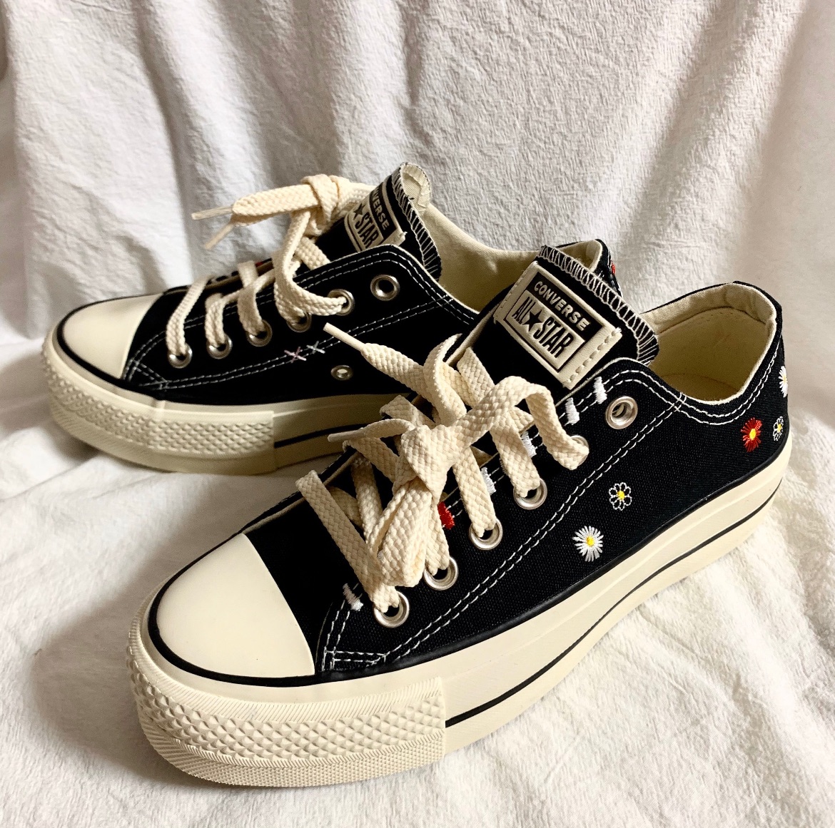 國外限定 Converse all star 帆布 刺繡 小花 黑