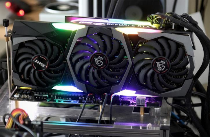 MSI RTX2080 GAMING X TRIO 三風扇頂板