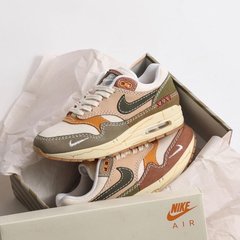Nike Air Max 1 Premium Wabi-Sabi 笑臉 縫線 女鞋 DQ8656-133
