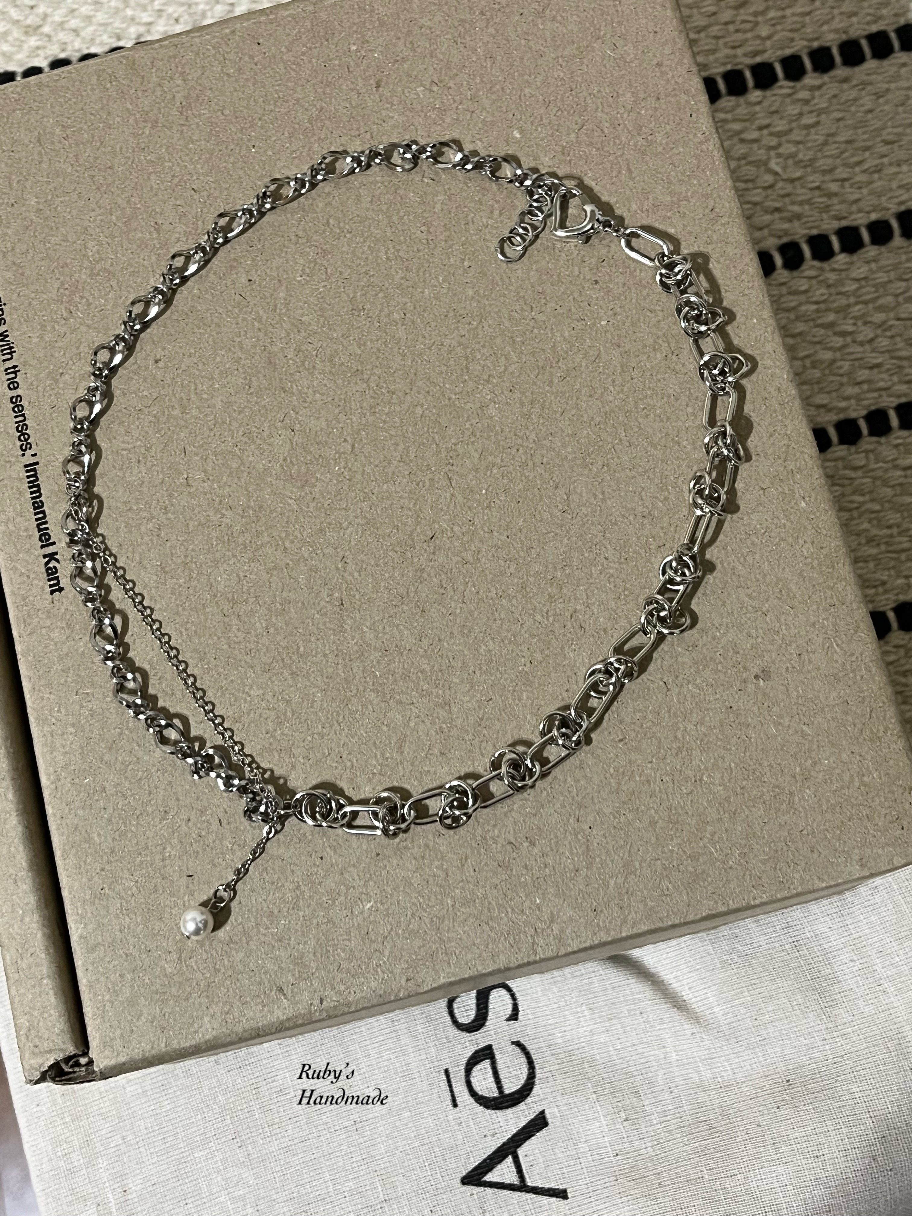 Necklace/moonlight