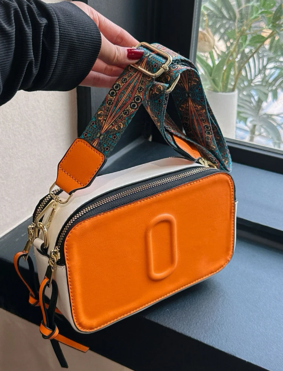 復古方形斜挎包帶壓花圖案和可調整肩帶-時髦相機包和錢包適合女士時尚潮流撞色可調整肩帶女士PU皮革斜挎包適合女士