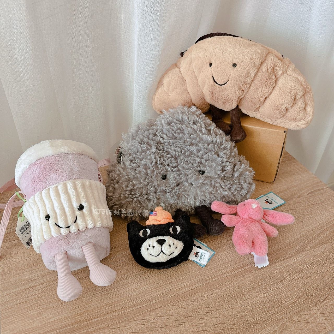 【Jellycat】無毒 安全 可愛 玩偶 / 吊飾 / 斜揹 小包包