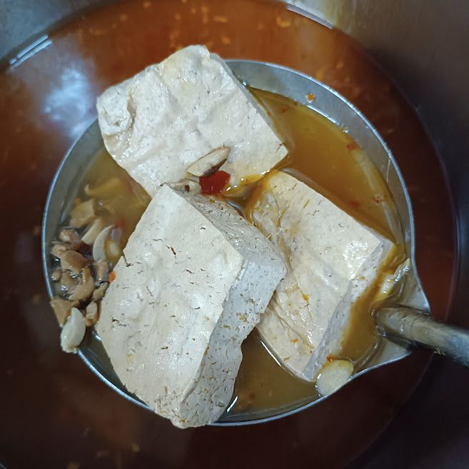 台南黃麻辣臭豆腐