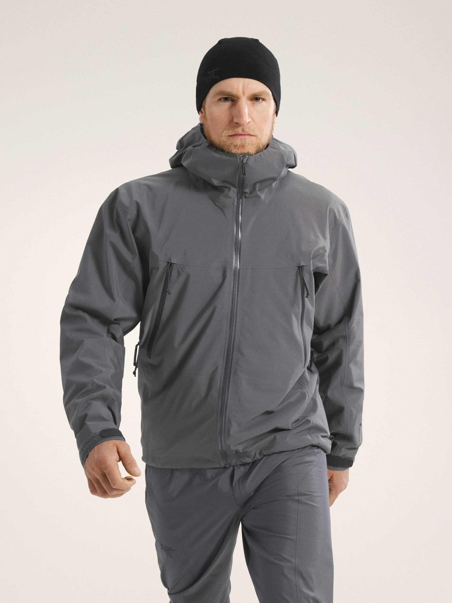 始祖鳥軍版Arc’teryx LEAF Alpha LT Jacket （GEN 2.2）