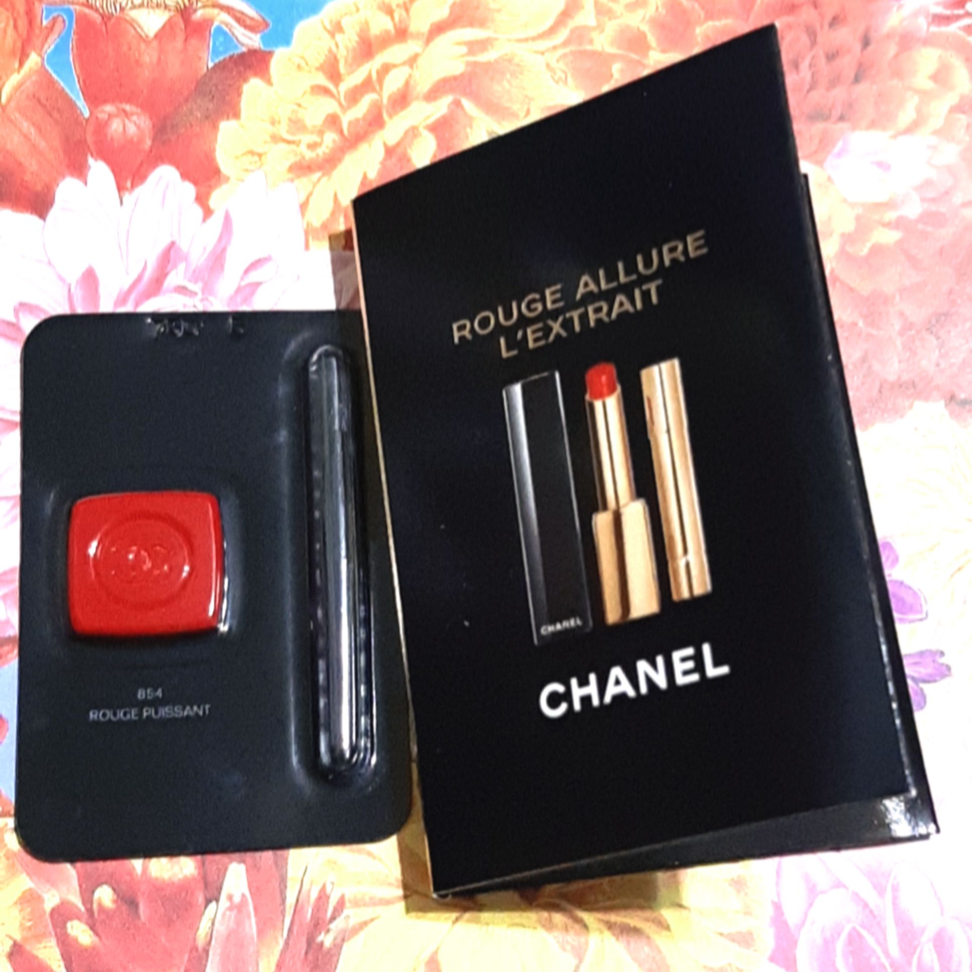 香奈兒 超炫耀精萃唇膏 #854 +唇刷🍑0.5g🍑CHANEL 攜帶式唇卡 珍珠光感新一代防護妝前乳 口紅 唇釉