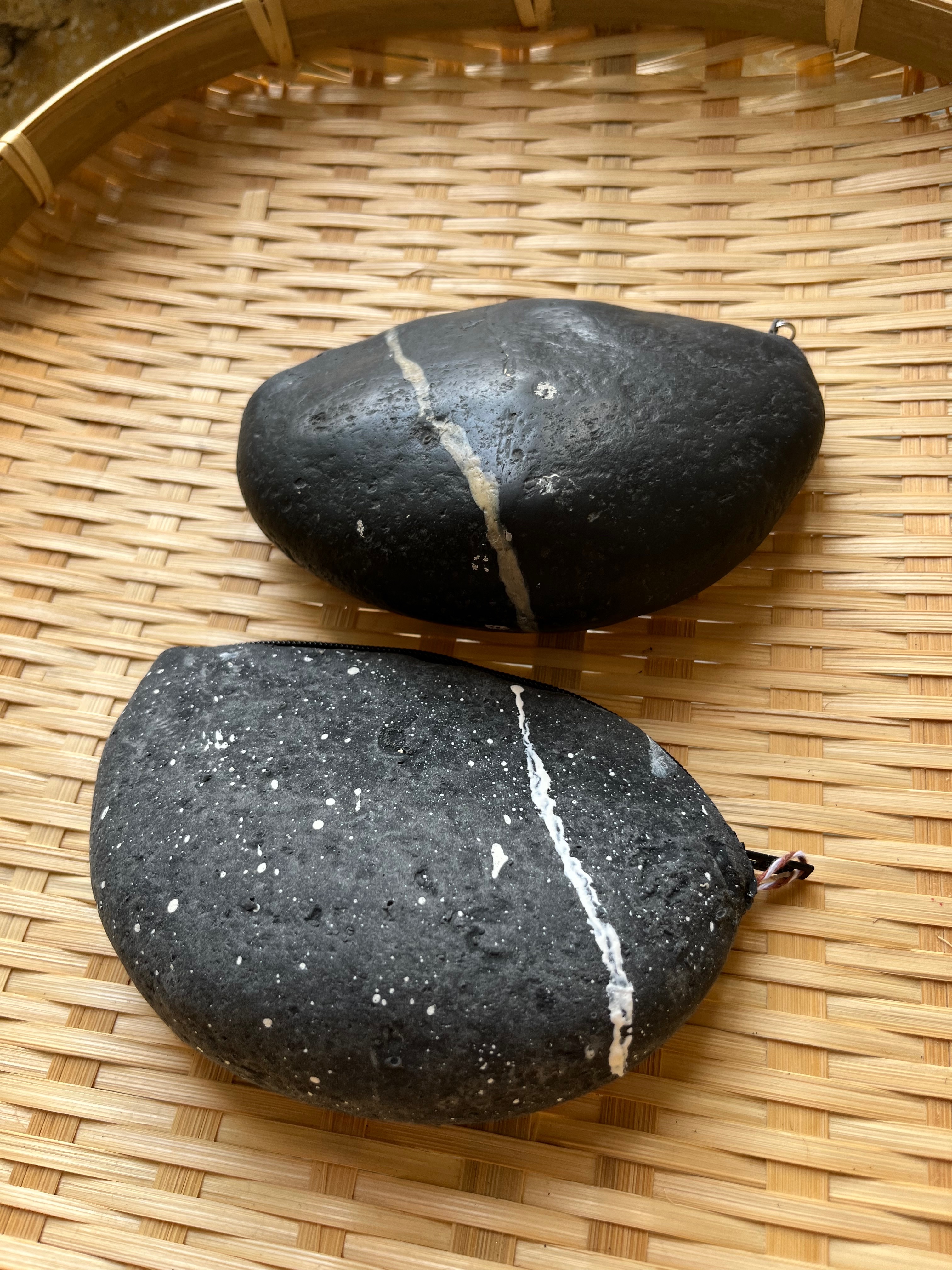 （已到貨）石頭零錢包