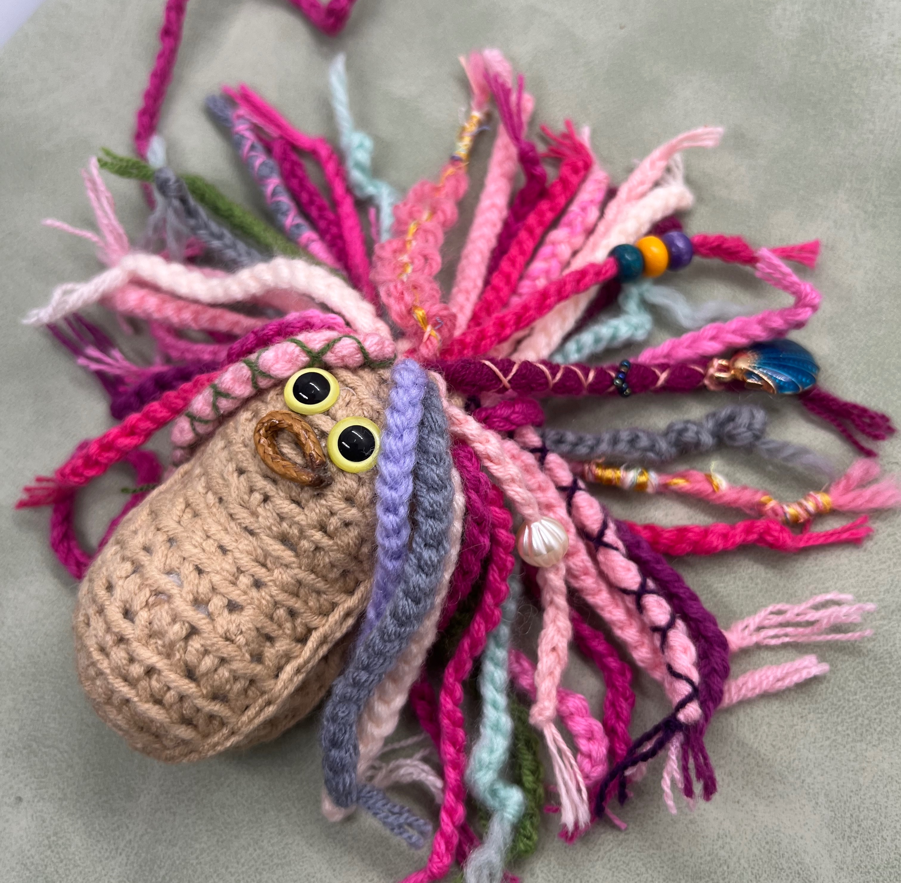 （暫不接受預訂）粉色髒辮Bella（目前預訂約7-10天寄出）