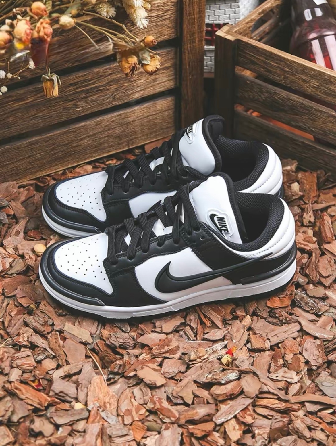 ｜7個工作天出貨｜NIKE DUNK LOW TWIST ＂小AMBUSH＂ 黑白熊貓 內有簡述