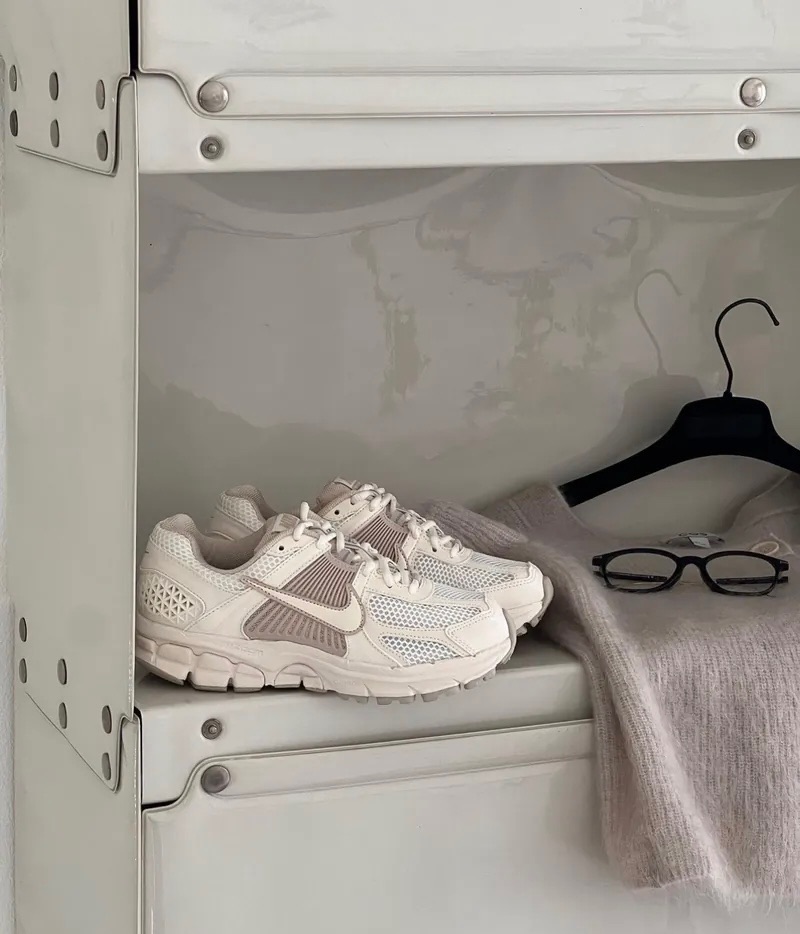 | 預購5個工作天｜Nike Zoom Vomero 5 杏仁奶茶 女款