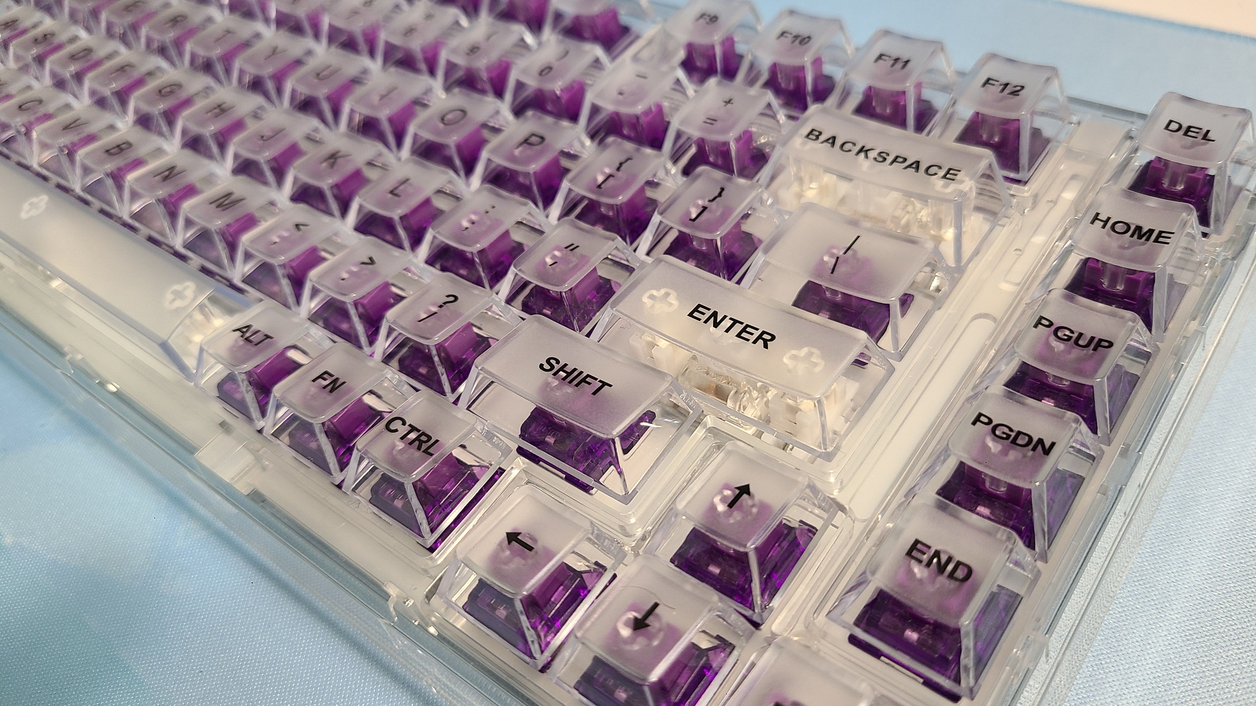 『新盟X75』三模RGB 近全新 灰木軸v3