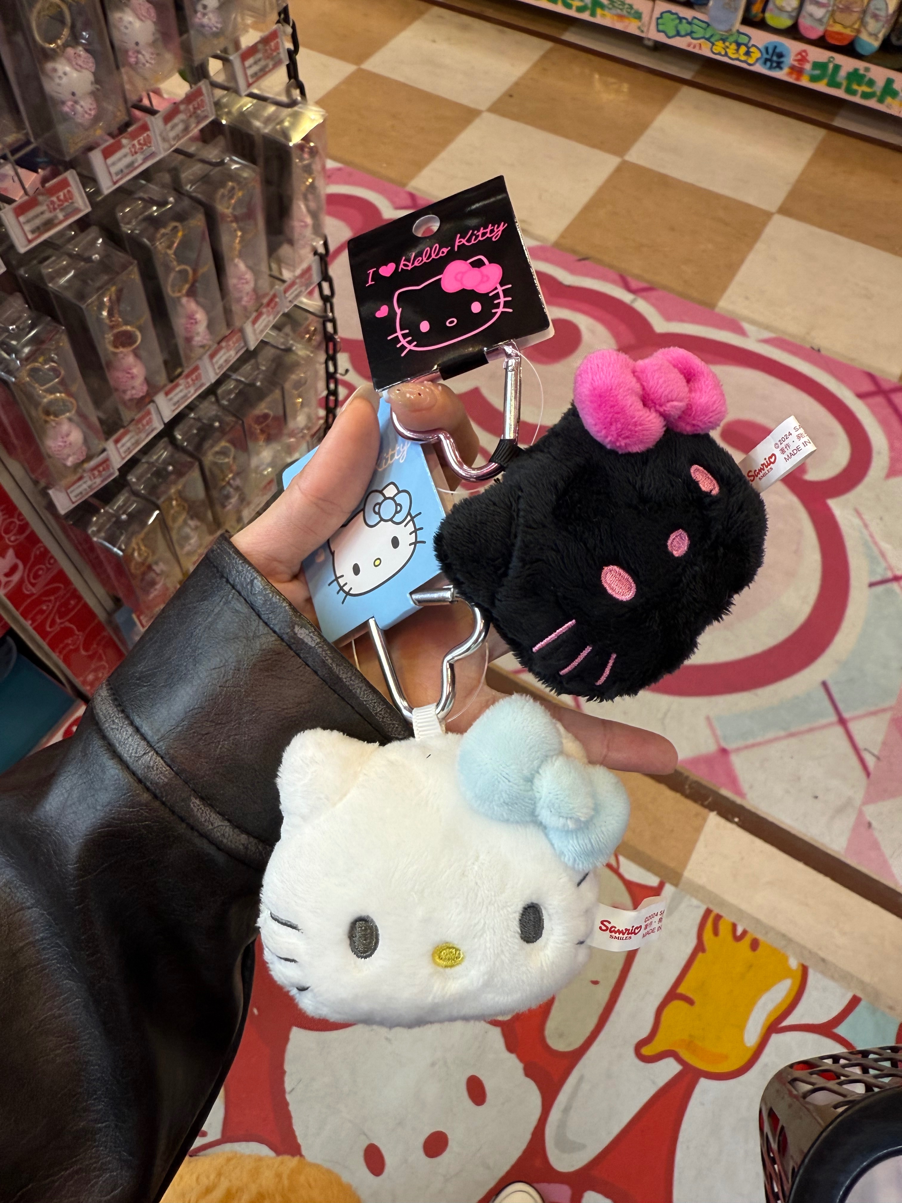 超級可愛新款🥺KITTY 水藍蝴蝶結 全黑桃結